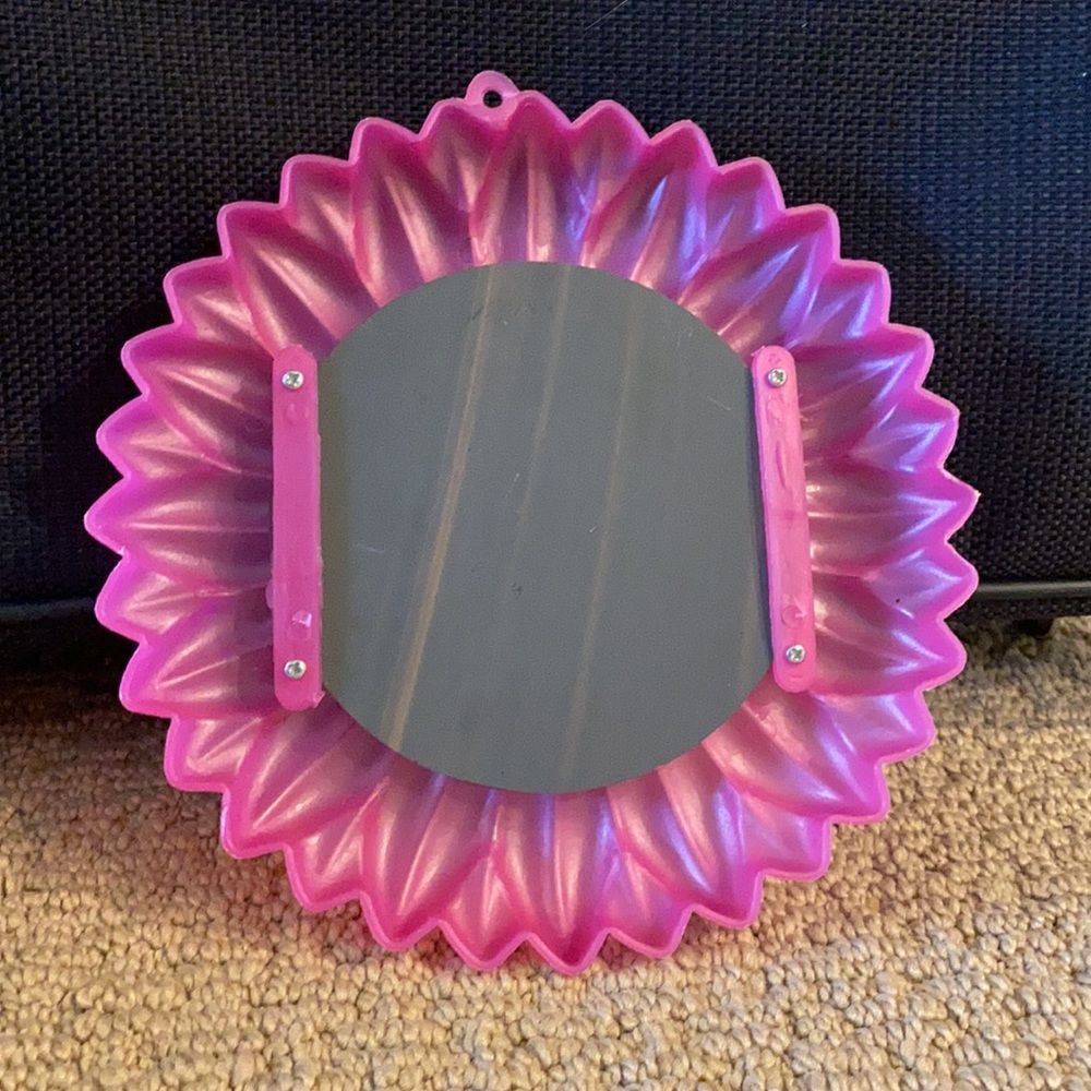 Pink Mirror - Picture 5 of 5